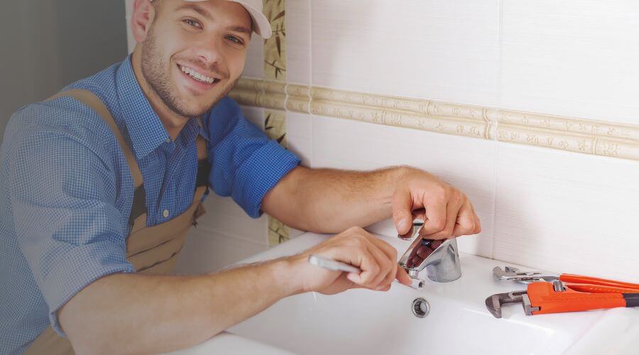 Faucet cartridge replacement in Waterflow, NM